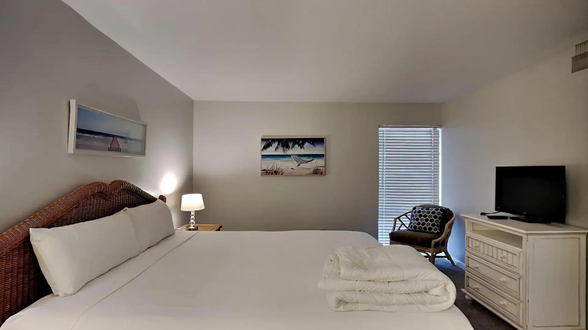 Edgewater Tower II 606 Apartment Panama City Beach